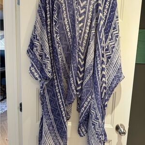 BCBGeneration Indigo and White Kimono
